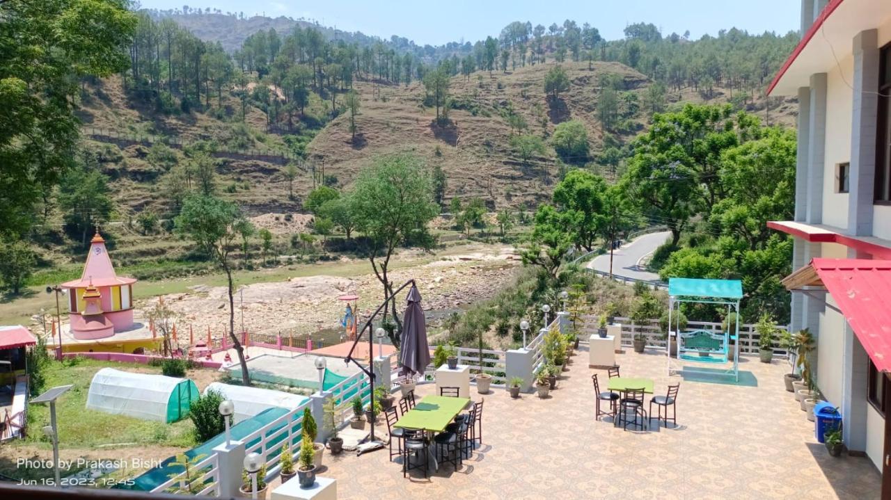 Shivalik River Retreat Алмора Екстериор снимка