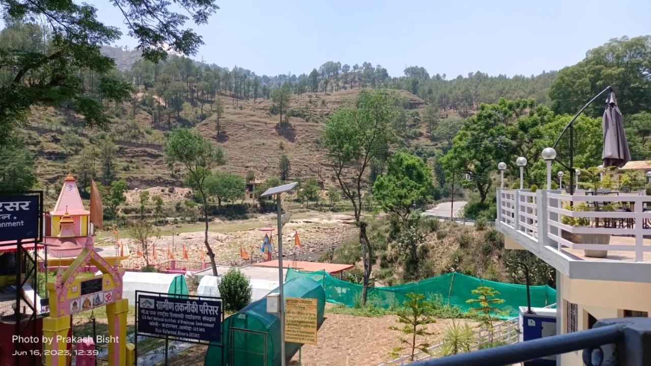 Shivalik River Retreat Алмора Екстериор снимка